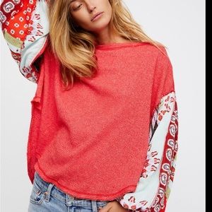 Free People We The Free Blossom Thermal Top Red Sz XS Oversized